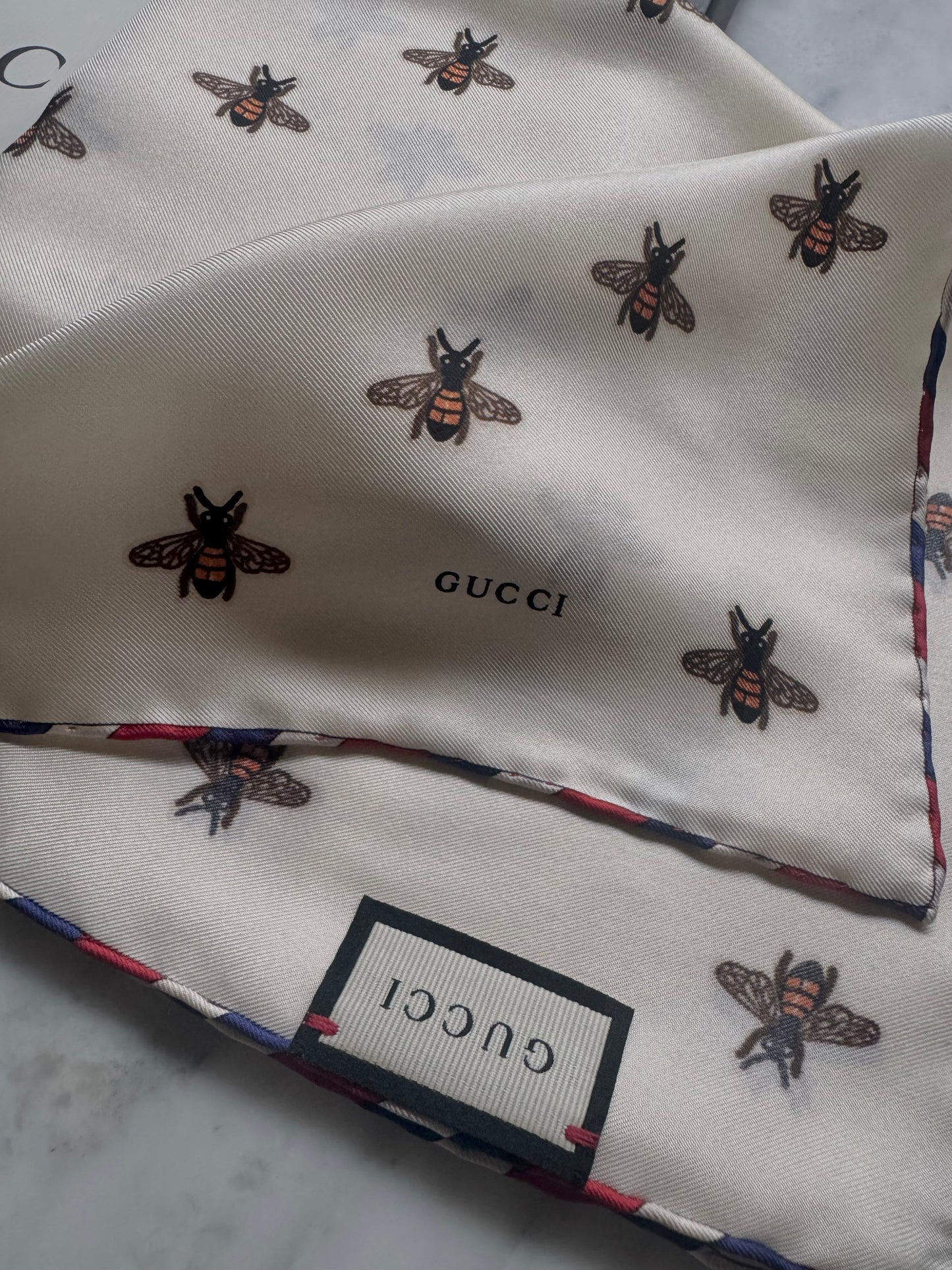 Rare Find Gucci Bee Scarf