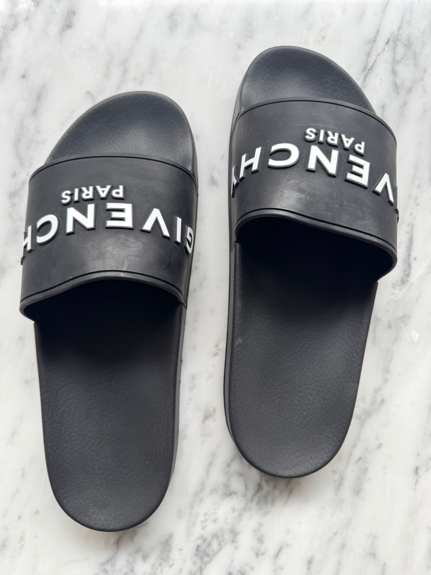 GIVENCHY Logo-print rubber slides